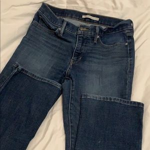 Levi’s 315 shaping bootcut size 29